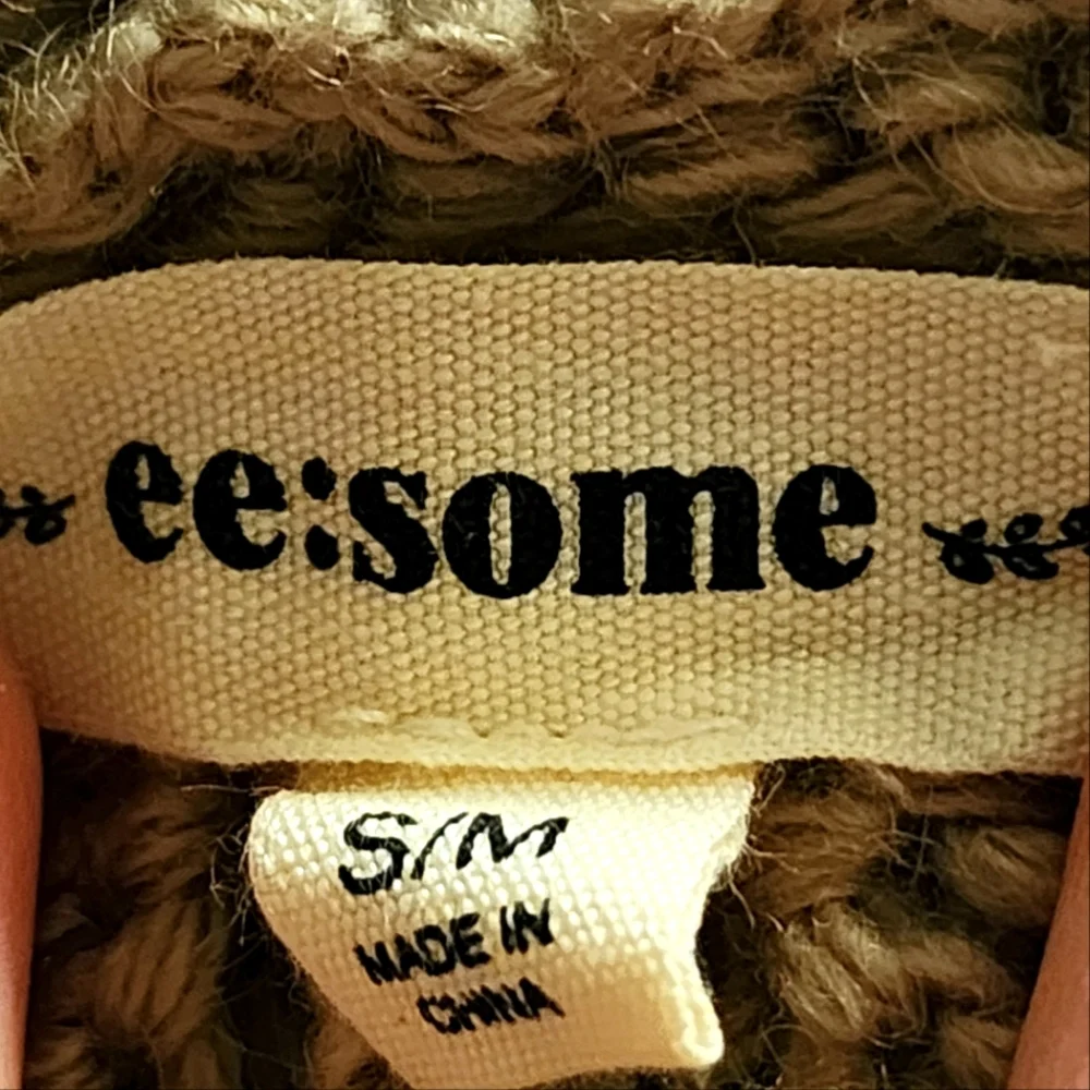 ee:some Women’s Comfy Open Front Oversized Cardigan Crochet-Size S\M- NWOT - Picture 3 of 4